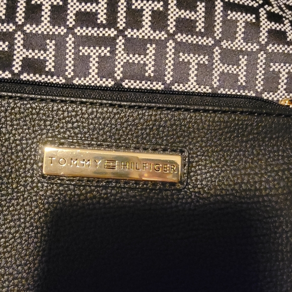 Women backpack TOMMY HILFIGER - Picture 3 of 3